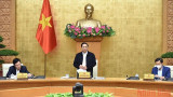 越南政府总理范明正主持召开政府11月专题会议