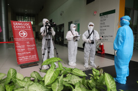 奋战在抗疫第一线