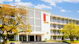 越南七所大学达到国际标准