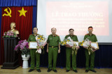 Khen thưởng thành tích phá án nhanh vụ cướp ngân hàng ở Bàu Bàng