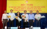 Ủy ban Trung ương MTTQ Việt Nam tặng cờ thi đua đơn vị xuất sắc cho Ủy ban MTTQ Việt Nam tỉnh