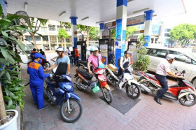 Tăng gần 500 đồng, xăng RON95-II có giá mới là 24.360 đồng mỗi lít
