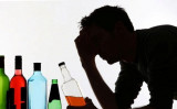 Phòng tránh ngộ độc rượu trong dịp Tết Nguyên đán