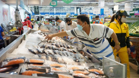 Hàng hóa dịp trước, trong và sau tết phong phú, giá cả ổn định