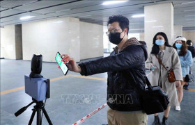越南卫生部要求有关单位确保为人民获取疫苗护照创造便利条件
