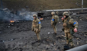 Tổng thống Mỹ cam kết sẽ viện trợ vũ khí thêm cho Ukraine