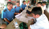 Kiểm tra liên ngành đường thủy nội địa trên tuyến sông Đồng Nai