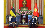 越南国家主席阮春福会见莫桑比克国民议会议长
