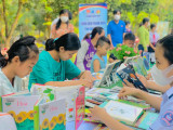 Hung Dinh Ward (Thuan An City) serve young workers with books
