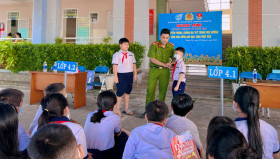 加大校园禁毒宣传力度