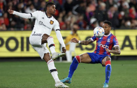 Man Utd lại thắng đậm