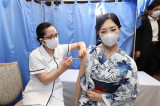 Nhật Bản: Tokyo tiêm đại trà mũi thứ 4 vaccine ngừa COVID-19