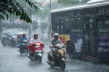 Các khu vực Trung Bộ, Tây Nguyên và Nam Bộ có mưa to đến rất to