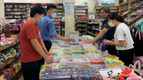 Băn khoăn thiếu sách giáo khoa năm học mới