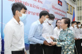 Hội Khuyến học Việt Nam trao học bổng cho sinh viên xuất sắc Campuchia