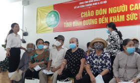 Khám bệnh miễn phí cho 3.600 người cao tuổi