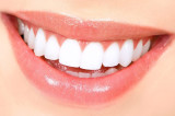 Mẹo đơn giản giúp răng trắng sáng tự nhiên