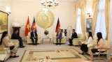 老挝驻德国大使强调了越老特殊关系