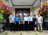 Nguyên Ủy viên Trung ương Đảng Hà Quang Dự và đoàn nguyên lãnh đạo Tổng cục Thể dục Thể thao thăm Bình Dương