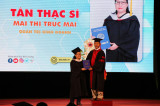 Binh Duong University holds ceremony to award master's and bachelor's degrees