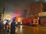 Vụ cháy tại quán karaoke An Phú: Đã đưa 12 nạn nhân mắc kẹt ra ngoài