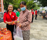 Nữ cán bộ Hội Chữ thập đỏ năng động, nhiệt tình trong công tác