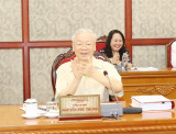 阮富仲总书记主持召开政治局、书记处会议 对部分提案提出意见建议