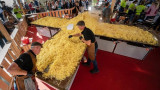 Thụy Sĩ làm bánh rosti lớn nhất thế giới, phá vỡ kỷ lục tồn tại 30 năm
