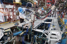 Vietnam’s political, business environment stable: Russian newspaper
