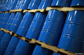 Malaysia to cut daily oil output from November