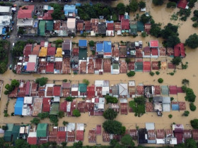 Philippine President inspects disaster-hit areas