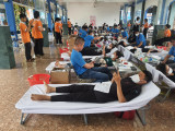 Sinh viên trường Đại học Thủ Dầu Một tham gia hiến máu nhân đạo