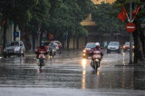 Nhiều khu vực trên cả nước có mưa, Hà Nội lạnh về đêm và sáng sớm