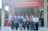 Ủy ban MTTQ Việt Nam huyện Bắc Tân Uyên: Phối hợp bàn giao nhà đại đoàn kết