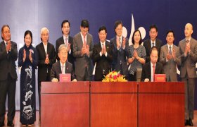 Tăng cường hợp tác, phát triển khoa học công nghệ, đổi mới sáng tạo