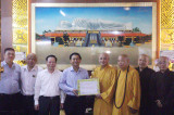 Lãnh đạo tỉnh gặp gỡ đoàn đại biểu tham dự Đại hội Phật giáo toàn quốc lần thứ IX