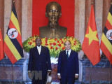 Chủ tịch nước Nguyễn Xuân Phúc hội đàm với Tổng thống Cộng hòa Uganda