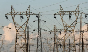 Cold weather could cause French power cuts next week