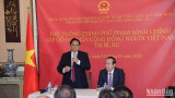 越南政府总理范明正会见旅居比利时越南人社团代表