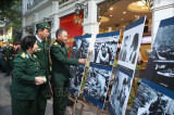 “河内-空中奠边府大捷”50周年系列纪念活动在河内古街举行