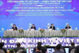 Prime Minister chairs fifth Vietnam Economic Forum