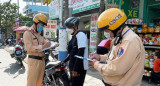 Lực lượng cảnh sát giao thông Công an tỉnh: Bảo đảm an toàn để người dân vui xuân, đón tết