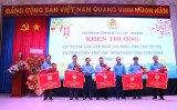 Công đoàn Khu công nghiệp Việt Nam - Singapore khen thưởng nhiều tập thể, cá nhân hoàn thành tốt nhiệm vụ