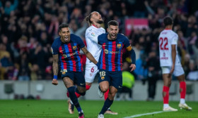 Barca thắng trận thứ 10 liên tiếp