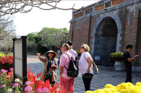越南多措并举弥补旅游业人力资源的“空白”