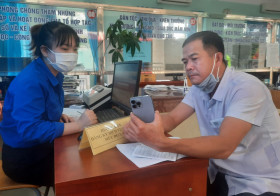 Cán bộ, công chức, viên chức, người lao động cài đặt ứng dụng “Bình Dương số”