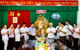 Đoàn lãnh đạo tỉnh thăm, chúc mừng các đơn vị  y tế nhân Ngày Thầy thuốc Việt Nam