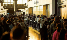 Airports, airlines rein in summer plans to avoid repeat of last year's chaos