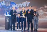 Văn Quyết và Huỳnh Như đoạt Quả bóng vàng năm 2022