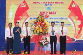 继续努力克服困难以更好地照顾人民的健康
